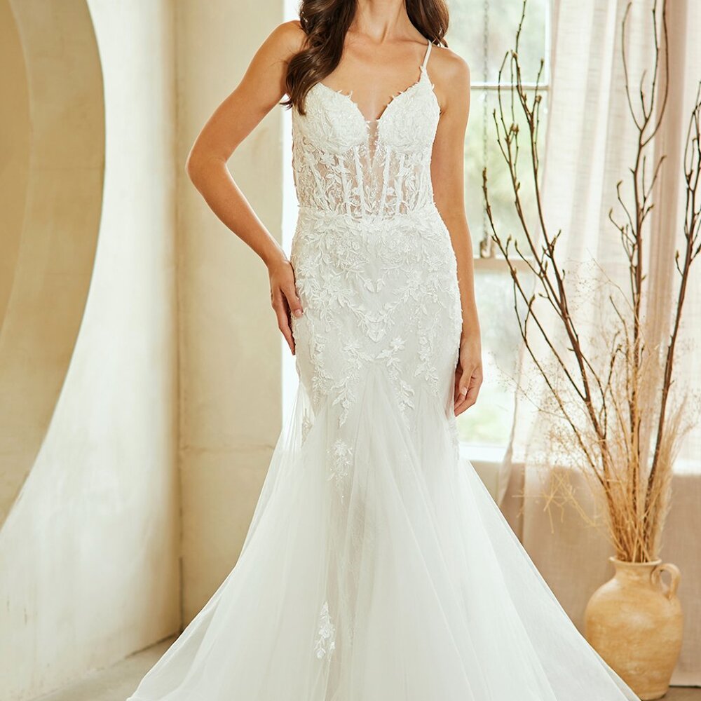 White mermaid wedding dress, bridal gown